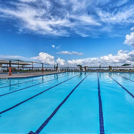 Idyllic Montgomery Condo With Pool And Lake View! 外观 照片