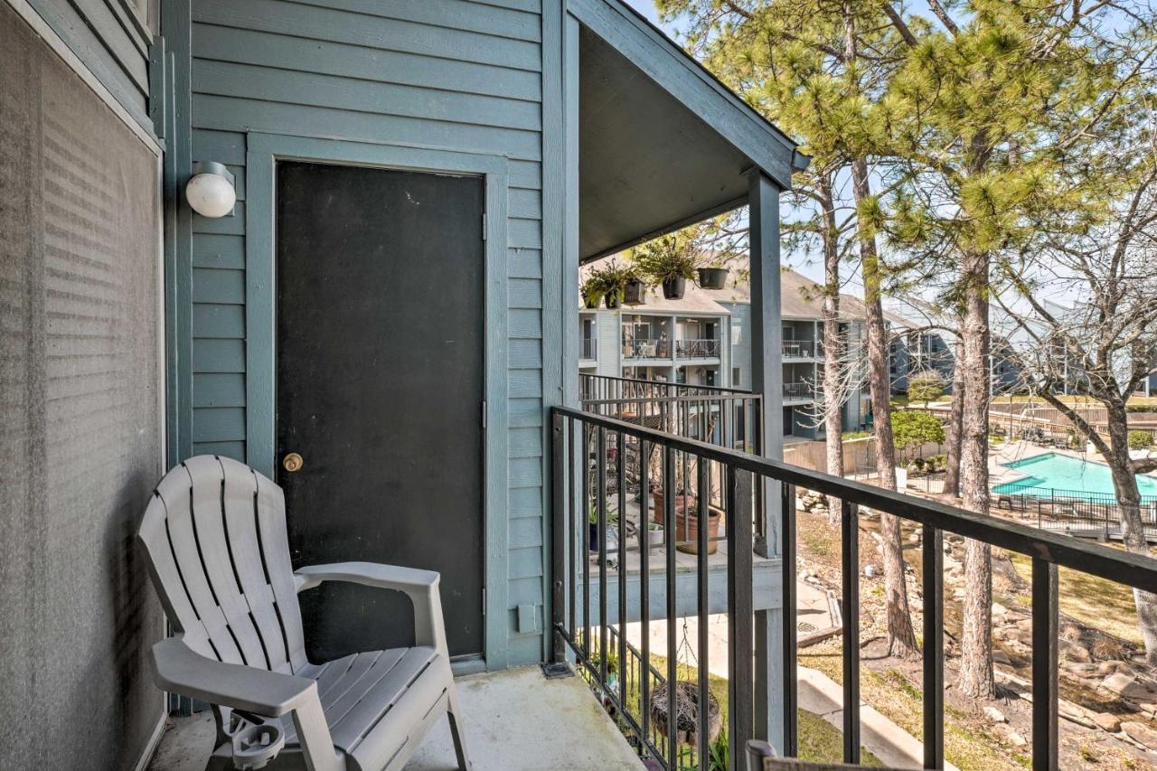 Idyllic Montgomery Condo With Pool And Lake View! 外观 照片